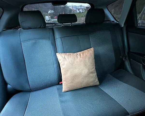 Серый Мазда 3, объемом двигателя 1.6 л и пробегом 248 тыс. км за 4600 $, фото 21 на Automoto.ua