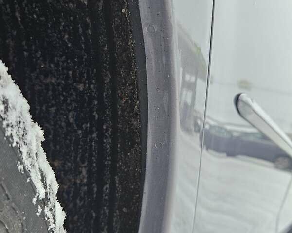 Сірий Мазда 3, об'ємом двигуна 1.6 л та пробігом 289 тис. км за 5300 $, фото 35 на Automoto.ua