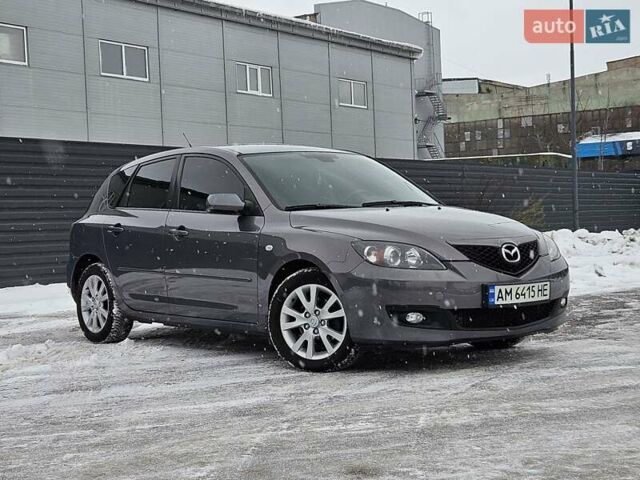 Сірий Мазда 3, об'ємом двигуна 1.6 л та пробігом 289 тис. км за 5300 $, фото 15 на Automoto.ua