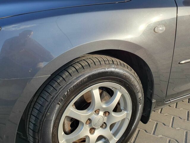 Сірий Мазда 3, об'ємом двигуна 1.6 л та пробігом 200 тис. км за 5200 $, фото 9 на Automoto.ua