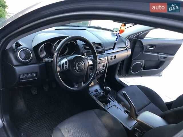 Сірий Мазда 3, об'ємом двигуна 1.6 л та пробігом 255 тис. км за 4900 $, фото 6 на Automoto.ua