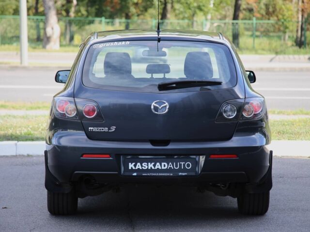 Серый Мазда 3, объемом двигателя 1.6 л и пробегом 212 тыс. км за 5300 $, фото 4 на Automoto.ua