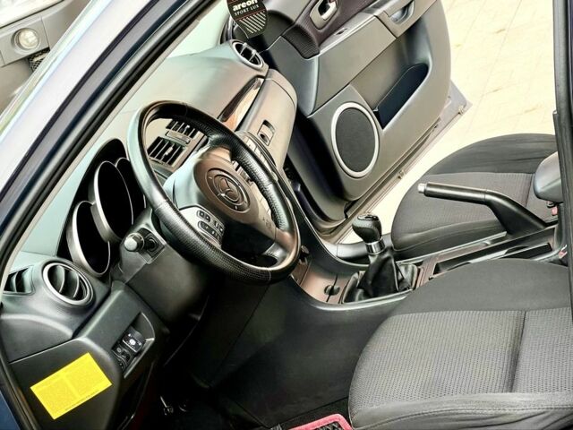 Сірий Мазда 3, об'ємом двигуна 1.6 л та пробігом 165 тис. км за 5400 $, фото 7 на Automoto.ua
