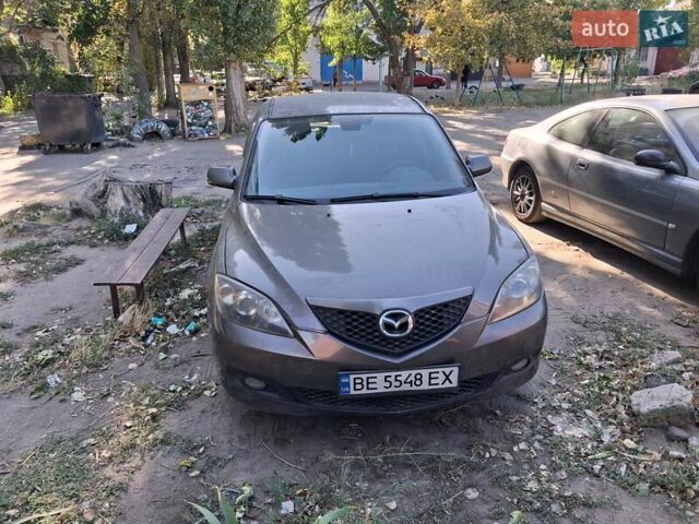 Сірий Мазда 3, об'ємом двигуна 1.6 л та пробігом 266 тис. км за 5000 $, фото 2 на Automoto.ua