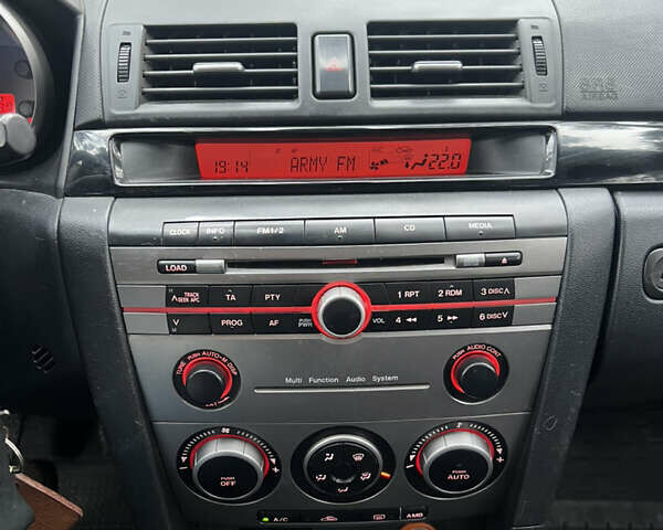 Серый Мазда 3, объемом двигателя 1.6 л и пробегом 217 тыс. км за 4300 $, фото 15 на Automoto.ua