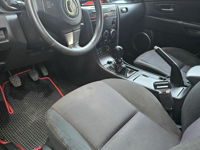 Сірий Мазда 3, об'ємом двигуна 1.6 л та пробігом 208 тис. км за 3150 $, фото 6 на Automoto.ua