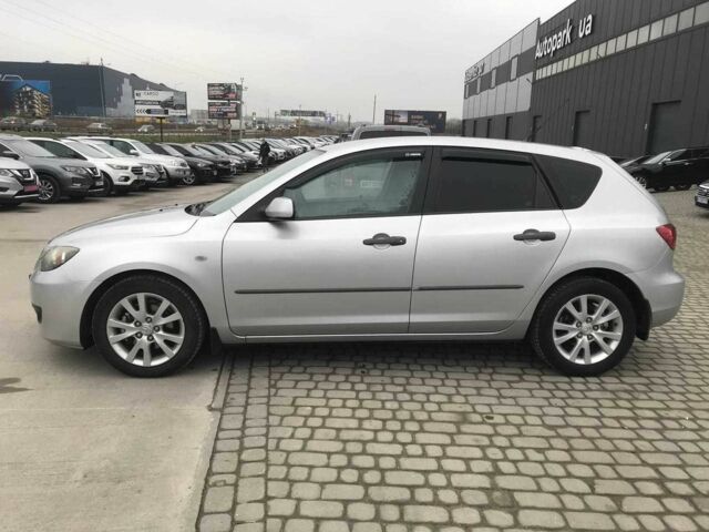 Серый Мазда 3, объемом двигателя 1.6 л и пробегом 220 тыс. км за 5090 $, фото 3 на Automoto.ua