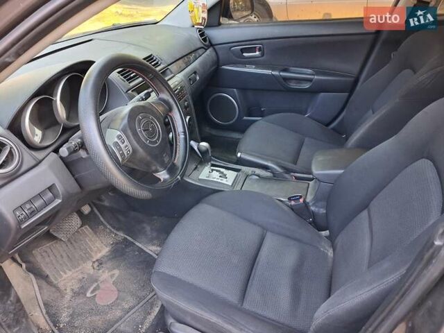 Сірий Мазда 3, об'ємом двигуна 1.6 л та пробігом 266 тис. км за 5000 $, фото 4 на Automoto.ua