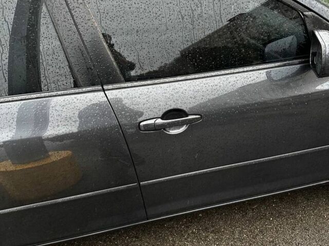 Серый Мазда 3, объемом двигателя 1.6 л и пробегом 190 тыс. км за 5000 $, фото 2 на Automoto.ua