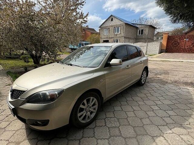 Сірий Мазда 3, об'ємом двигуна 1.6 л та пробігом 202 тис. км за 5400 $, фото 1 на Automoto.ua