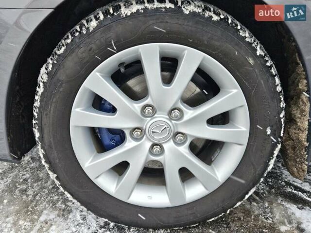 Сірий Мазда 3, об'ємом двигуна 1.6 л та пробігом 289 тис. км за 5300 $, фото 28 на Automoto.ua