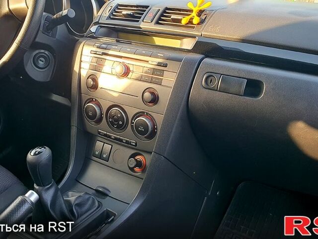 Сірий Мазда 3, об'ємом двигуна 1.6 л та пробігом 205 тис. км за 5000 $, фото 8 на Automoto.ua