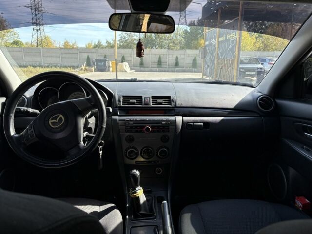 Сірий Мазда 3, об'ємом двигуна 1.6 л та пробігом 199 тис. км за 4500 $, фото 6 на Automoto.ua