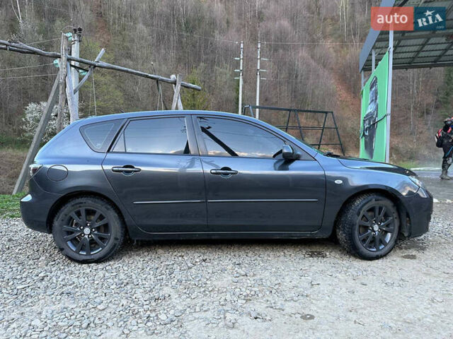 Серый Мазда 3, объемом двигателя 1.6 л и пробегом 248 тыс. км за 4600 $, фото 5 на Automoto.ua
