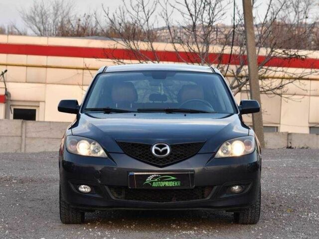 Серый Мазда 3, объемом двигателя 1.6 л и пробегом 246 тыс. км за 4550 $, фото 5 на Automoto.ua