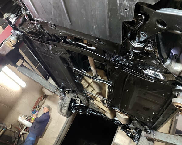 Сірий Мазда 3, об'ємом двигуна 1.6 л та пробігом 275 тис. км за 4950 $, фото 14 на Automoto.ua