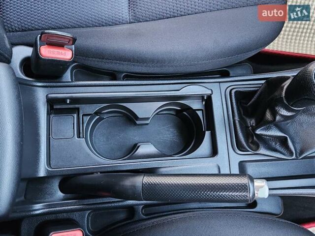 Сірий Мазда 3, об'ємом двигуна 1.6 л та пробігом 289 тис. км за 5300 $, фото 88 на Automoto.ua