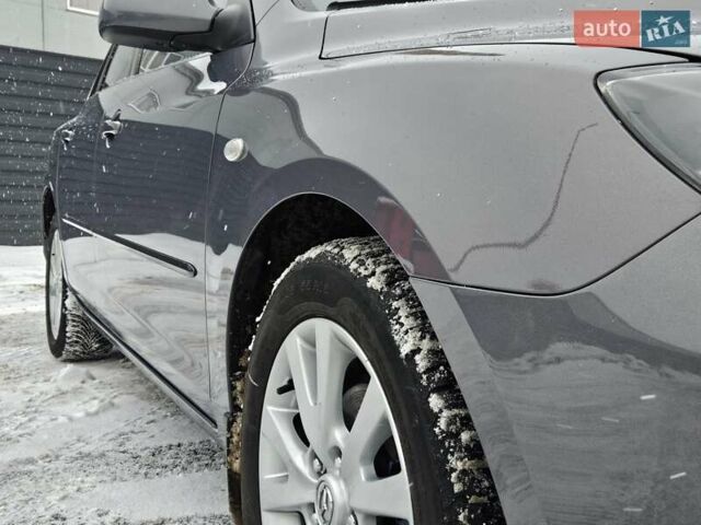 Сірий Мазда 3, об'ємом двигуна 1.6 л та пробігом 289 тис. км за 5300 $, фото 30 на Automoto.ua