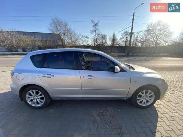 Серый Мазда 3, объемом двигателя 2 л и пробегом 301 тыс. км за 5400 $, фото 3 на Automoto.ua