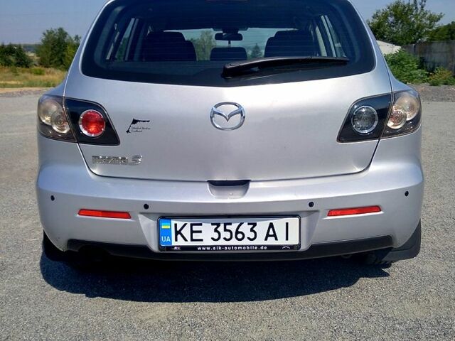 Серый Мазда 3, объемом двигателя 1.6 л и пробегом 130 тыс. км за 4100 $, фото 4 на Automoto.ua