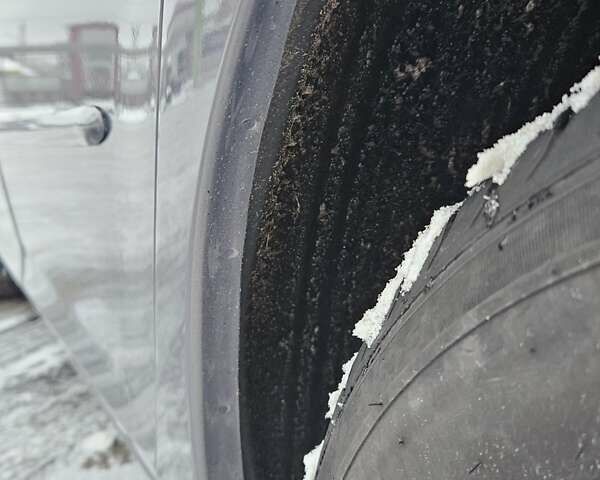 Сірий Мазда 3, об'ємом двигуна 1.6 л та пробігом 289 тис. км за 5300 $, фото 32 на Automoto.ua