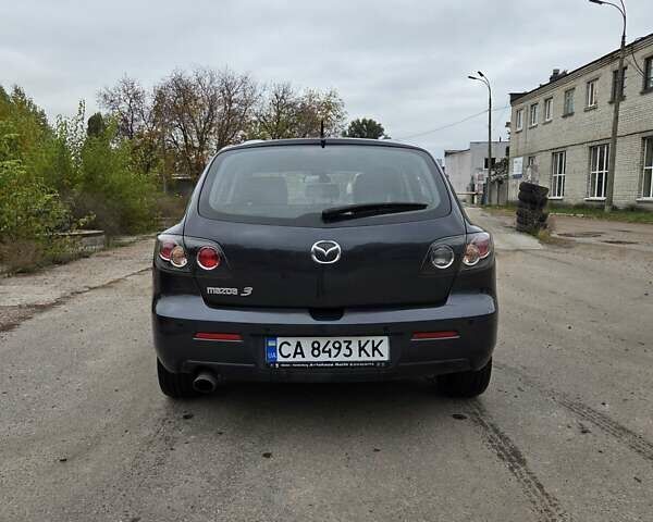 Мазда 3 2007 в Черкассах на Automoto.ua Серый Мазда 3, объемом двигателя 1.6 л и пробегом 251 тыс. км за 6100 $, фото 6 на Automoto.ua