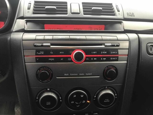 Серый Мазда 3, объемом двигателя 1.6 л и пробегом 220 тыс. км за 5090 $, фото 4 на Automoto.ua