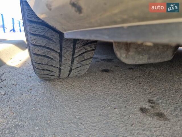 Серый Мазда 3, объемом двигателя 1.56 л и пробегом 320 тыс. км за 5800 $, фото 4 на Automoto.ua