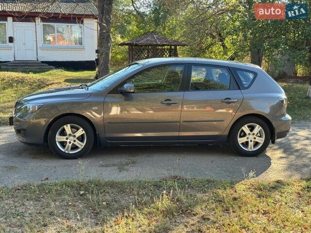 Сірий Мазда 3, об'ємом двигуна 1.6 л та пробігом 215 тис. км за 6100 $, фото 8 на Automoto.ua