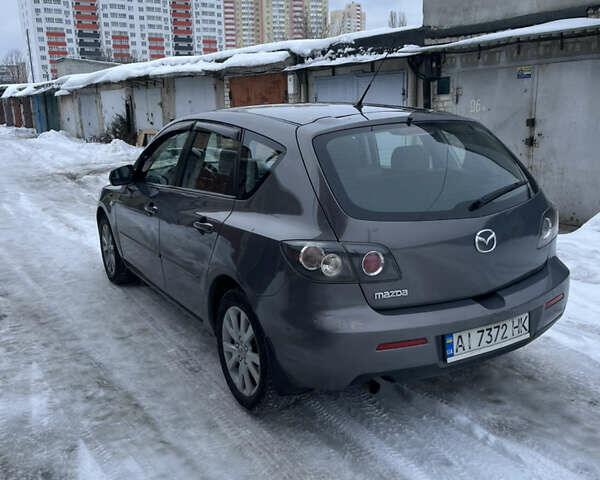 Серый Мазда 3, объемом двигателя 1.6 л и пробегом 249 тыс. км за 3900 $, фото 18 на Automoto.ua