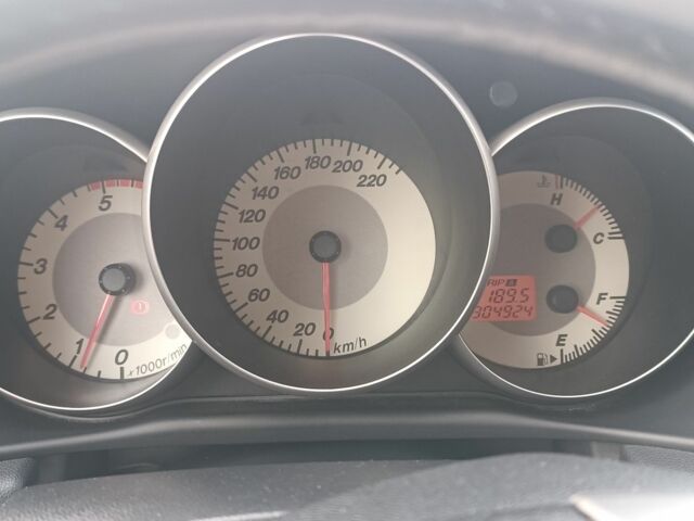 Серый Мазда 3, объемом двигателя 1.6 л и пробегом 305 тыс. км за 4500 $, фото 8 на Automoto.ua