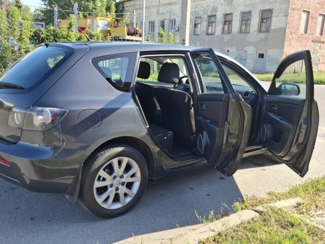 Серый Мазда 3, объемом двигателя 0 л и пробегом 212 тыс. км за 5000 $, фото 6 на Automoto.ua