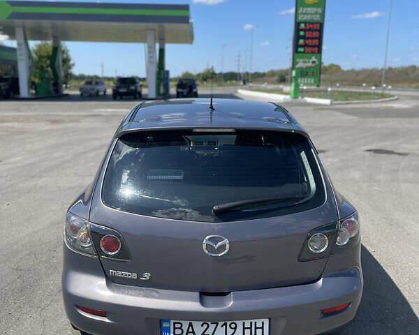 Сірий Мазда 3, об'ємом двигуна 1.6 л та пробігом 290 тис. км за 5200 $, фото 7 на Automoto.ua