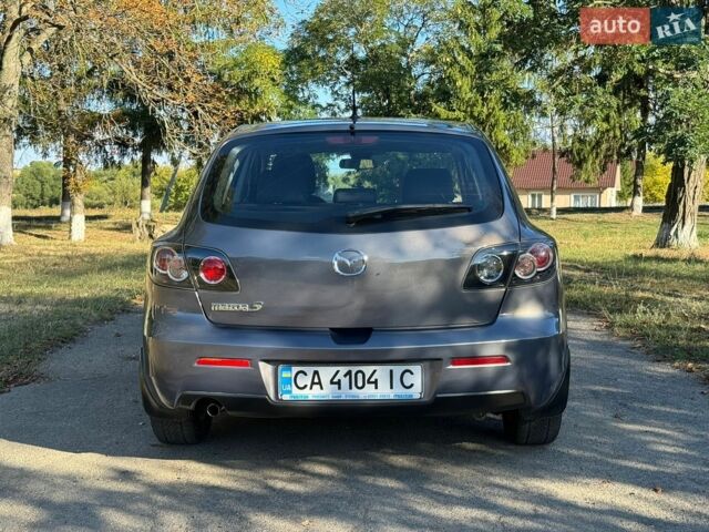 Сірий Мазда 3, об'ємом двигуна 1.6 л та пробігом 215 тис. км за 6100 $, фото 6 на Automoto.ua