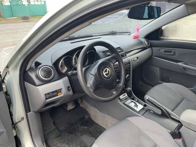 Сірий Мазда 3, об'ємом двигуна 1.6 л та пробігом 184 тис. км за 3500 $, фото 5 на Automoto.ua