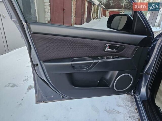 Сірий Мазда 3, об'ємом двигуна 1.6 л та пробігом 289 тис. км за 5300 $, фото 64 на Automoto.ua