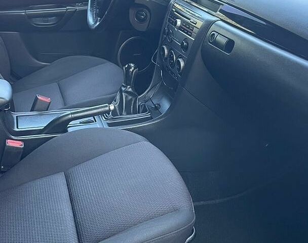 Сірий Мазда 3, об'ємом двигуна 1.6 л та пробігом 280 тис. км за 5000 $, фото 9 на Automoto.ua