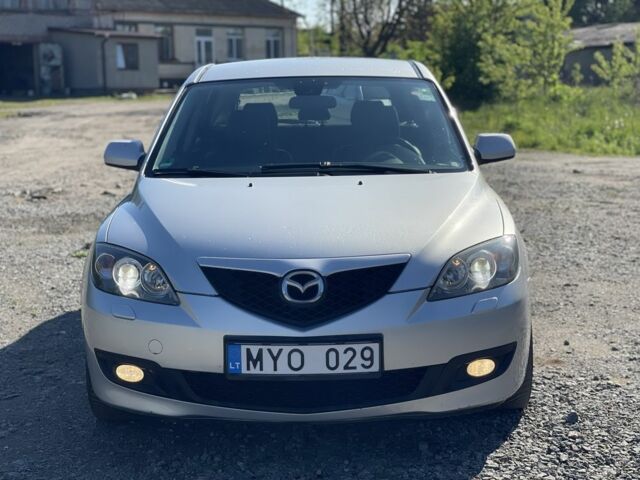 Серый Мазда 3, объемом двигателя 2 л и пробегом 248 тыс. км за 2000 $, фото 4 на Automoto.ua