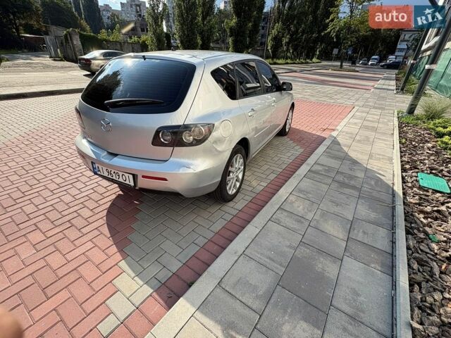 Сірий Мазда 3, об'ємом двигуна 1.6 л та пробігом 252 тис. км за 3000 $, фото 3 на Automoto.ua