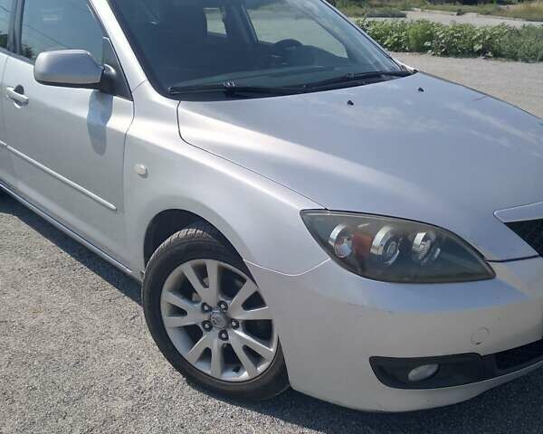 Серый Мазда 3, объемом двигателя 1.6 л и пробегом 230 тыс. км за 4900 $, фото 7 на Automoto.ua