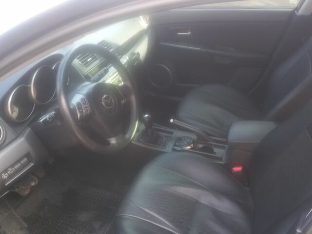 Серый Мазда 3, объемом двигателя 0 л и пробегом 160 тыс. км за 6200 $, фото 3 на Automoto.ua