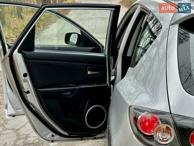 Серый Мазда 3, объемом двигателя 1.6 л и пробегом 163 тыс. км за 6250 $, фото 15 на Automoto.ua