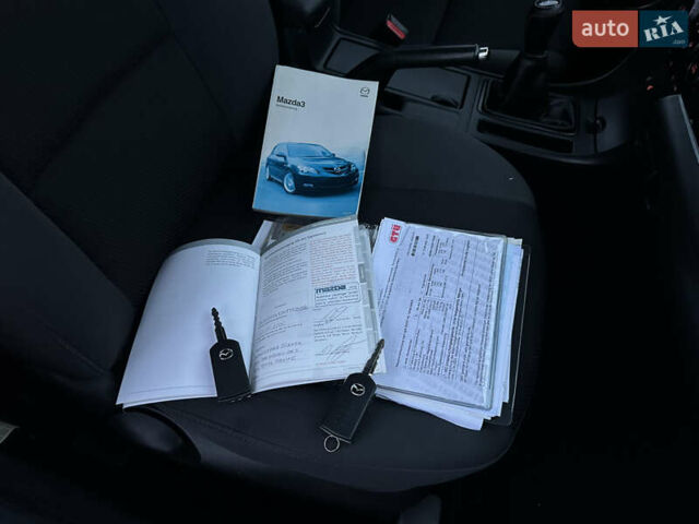Сірий Мазда 3, об'ємом двигуна 1.6 л та пробігом 253 тис. км за 5700 $, фото 44 на Automoto.ua