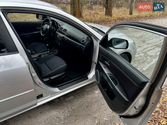 Серый Мазда 3, объемом двигателя 1.6 л и пробегом 163 тыс. км за 6250 $, фото 26 на Automoto.ua