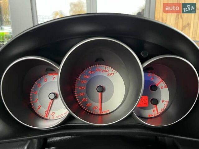 Сірий Мазда 3, об'ємом двигуна 1.6 л та пробігом 195 тис. км за 5699 $, фото 24 на Automoto.ua