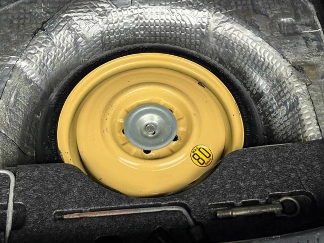 Серый Мазда 3, объемом двигателя 1.6 л и пробегом 195 тыс. км за 5699 $, фото 5 на Automoto.ua