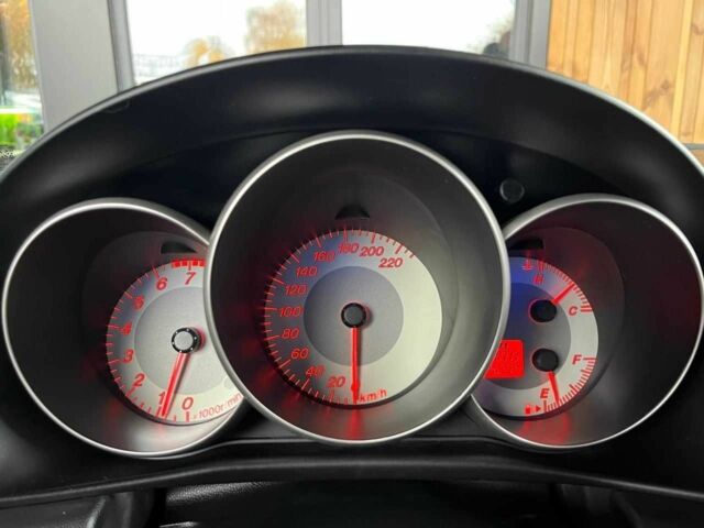 Серый Мазда 3, объемом двигателя 1.6 л и пробегом 195 тыс. км за 5699 $, фото 18 на Automoto.ua