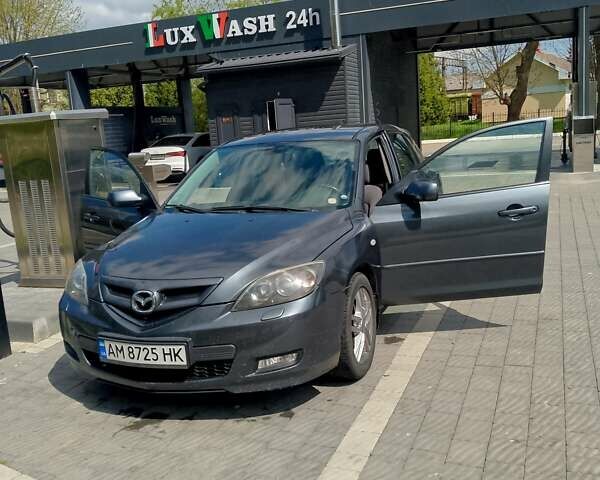 Серый Мазда 3, объемом двигателя 1.56 л и пробегом 206 тыс. км за 5200 $, фото 2 на Automoto.ua
