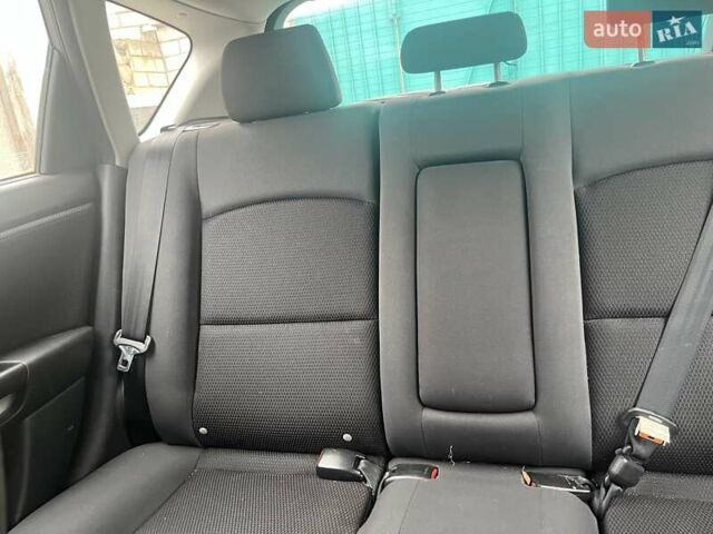 Серый Мазда 3, объемом двигателя 1.6 л и пробегом 66 тыс. км за 6500 $, фото 7 на Automoto.ua