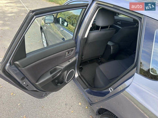 Сірий Мазда 3, об'ємом двигуна 1.6 л та пробігом 159 тис. км за 6500 $, фото 51 на Automoto.ua